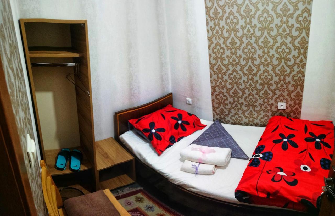 Hostel Violet Tiflis Exterior foto